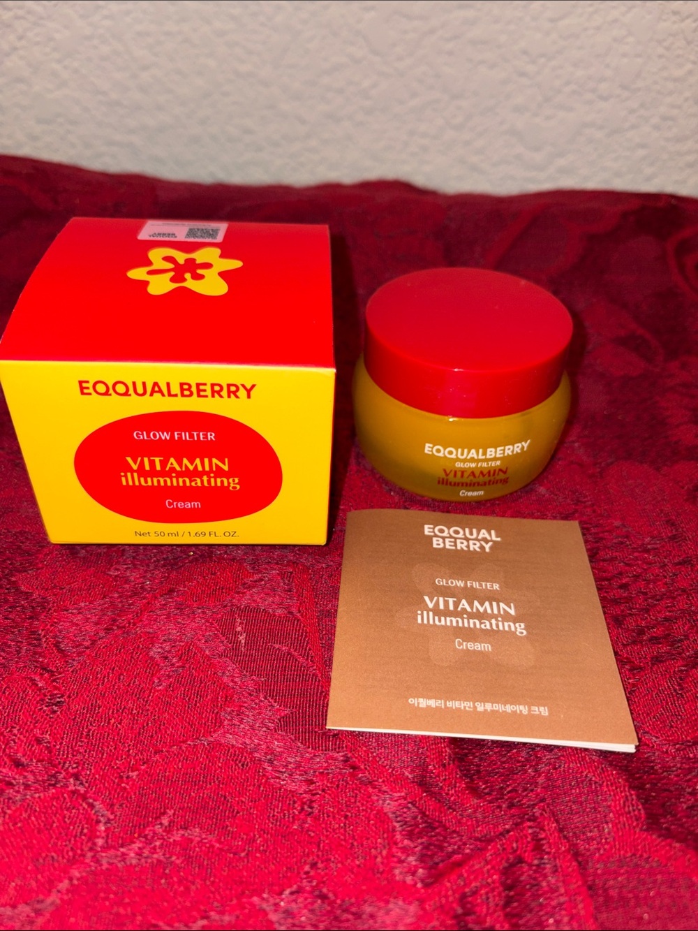 Eqqual Berry Vitamin Illuminating Cream